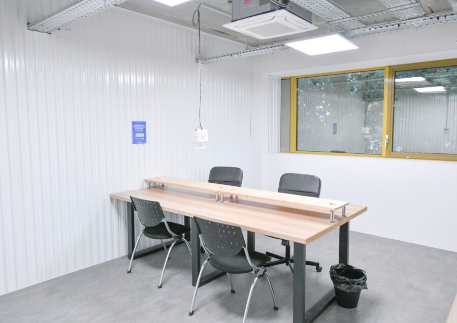 Photo d'une salle de réunion Lockall Poissy